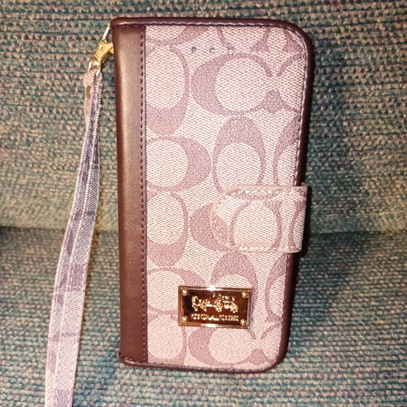 Coach Phone Case / Wristlet Fits a Samsung Galaxy. New - Picture 1 of 5